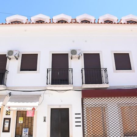 Flor Da Primavera - Residencial E Apartamentos Azambuja Zewnętrze zdjęcie